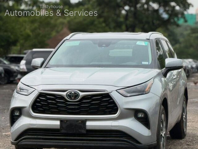2023 FOREIGN USED TOYOTAHIGHLANDER RWD
