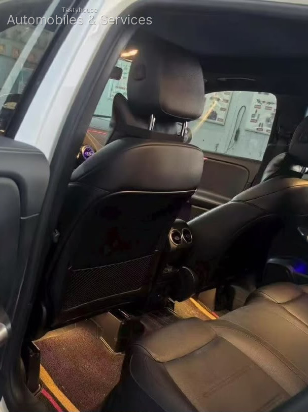 BENZ GLA 200 2020