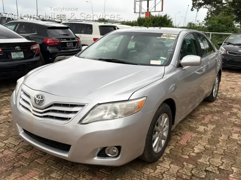 2011 ToyotaCamry LE