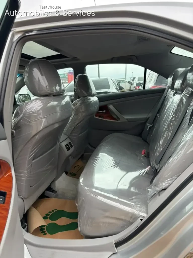 2011 ToyotaCamry LE
