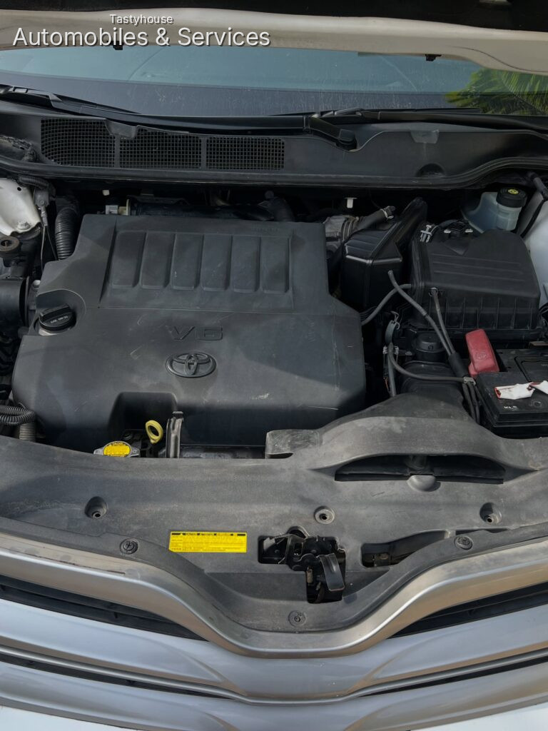 2015 TOYOTA VENZA XLE 2025