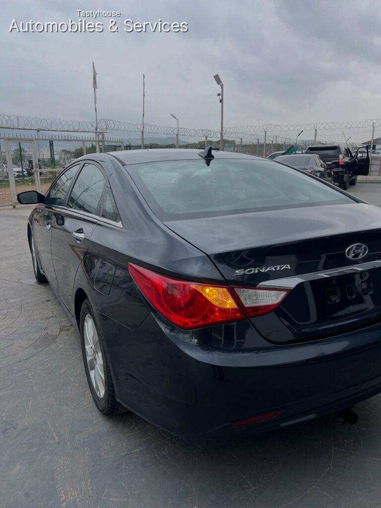 FOREIGN USED 2014 HYUNDAI SONATA