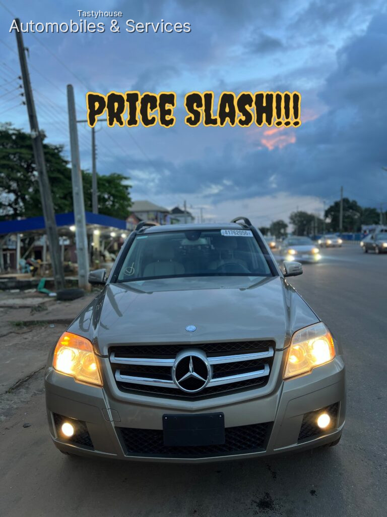 Mercedes Benz GLK350 2010Model