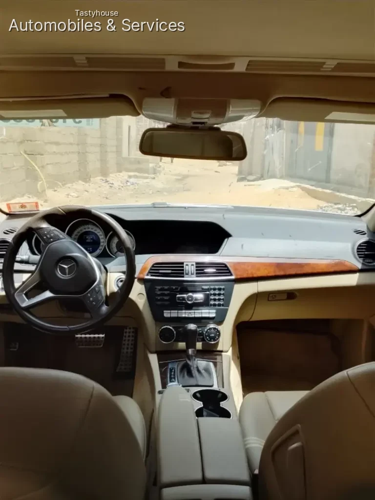 Mercedes Benz C300 2013