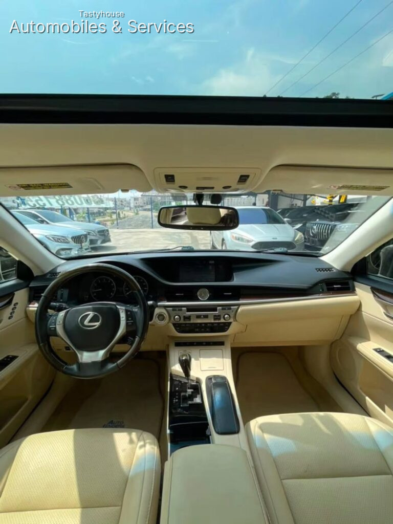 2015 LEXUS ES350