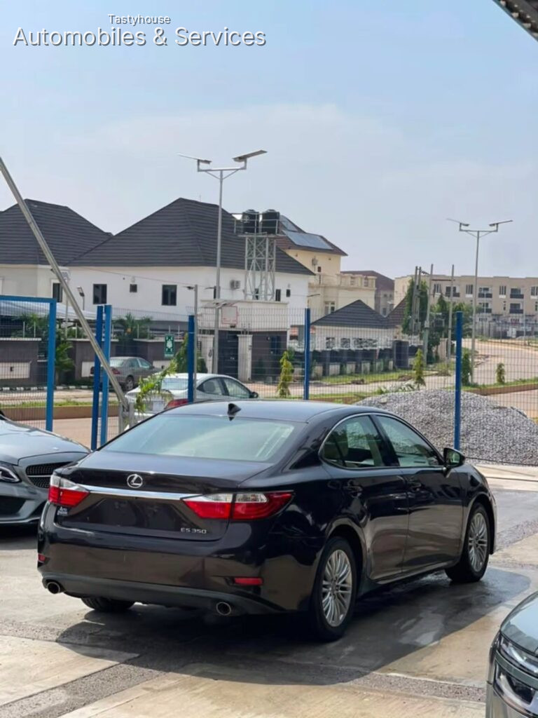 2015 LEXUS ES350
