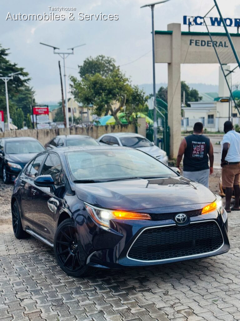2023 TOYOTA COROLLA