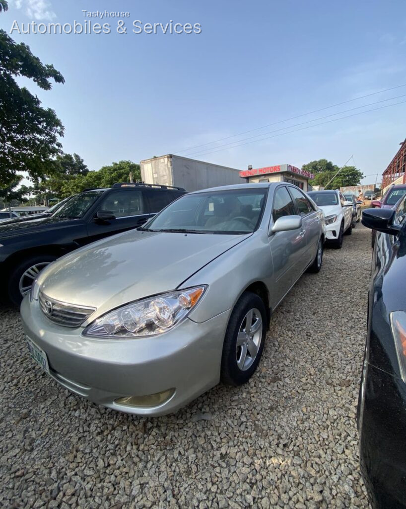 Toyota Camry 2005