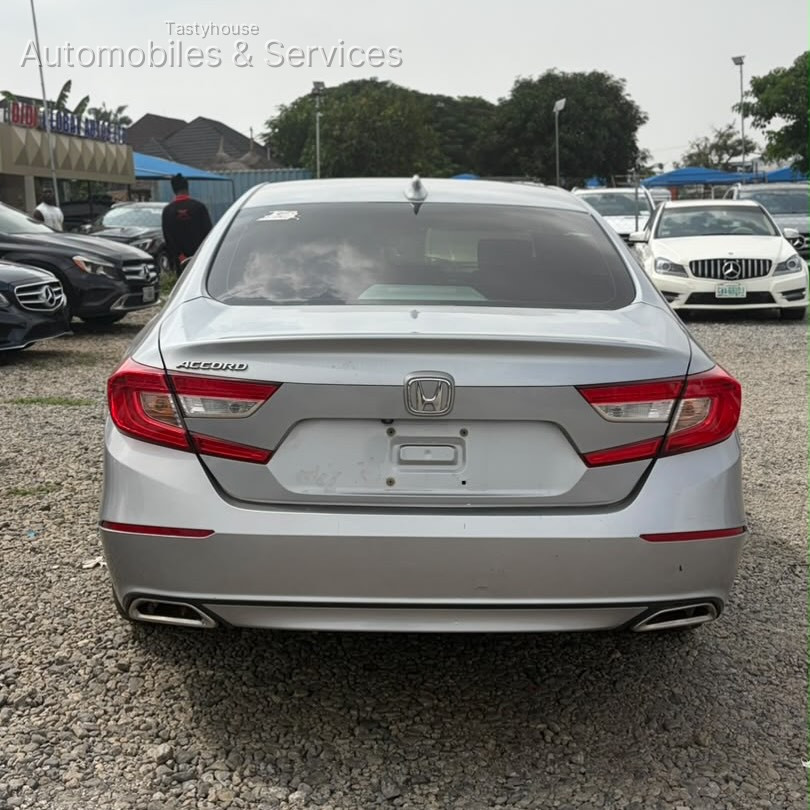 IStandard 2019 HONDA ACCORD