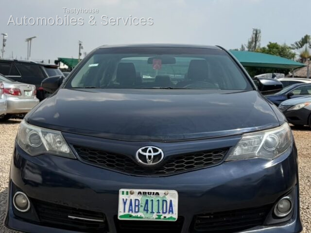 2013 TOYOTA CAMRY SE SPORT