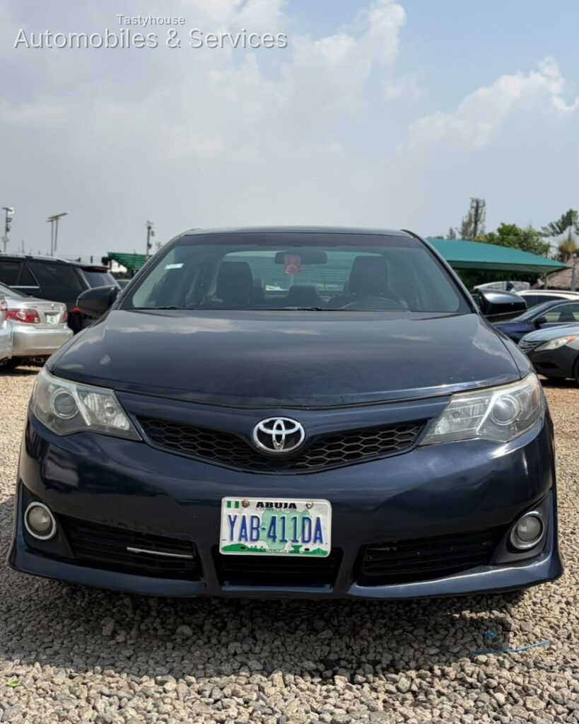 2013 TOYOTA CAMRY SE SPORT