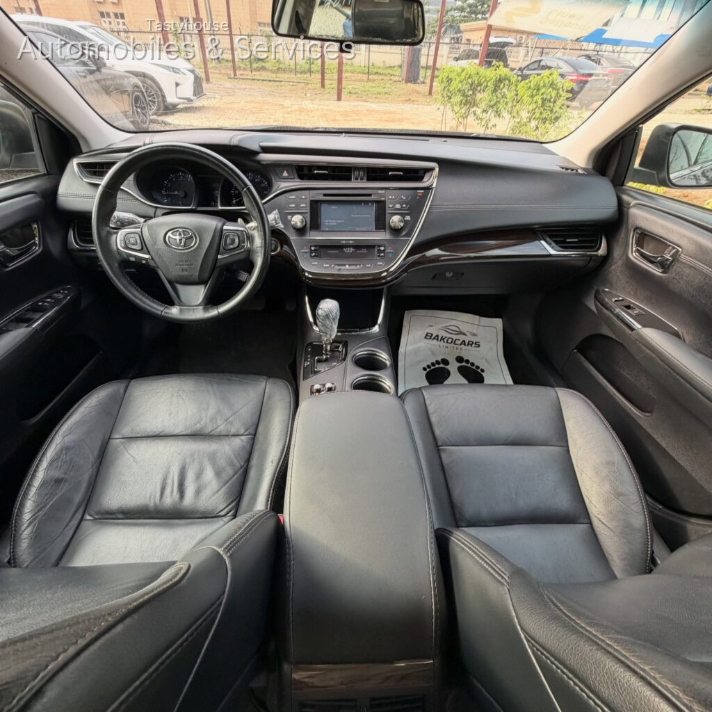 2013 TOYOTA AVALON XLEBlack