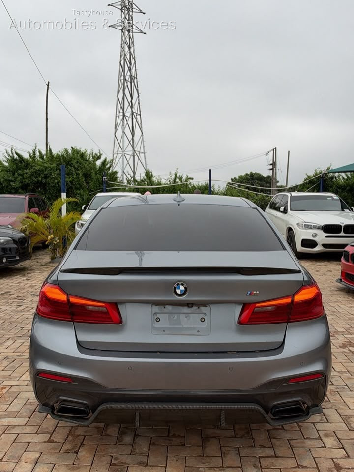 2019 BMW 540i