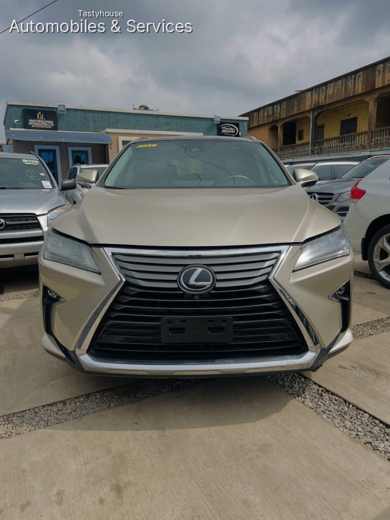 2016 Lexus