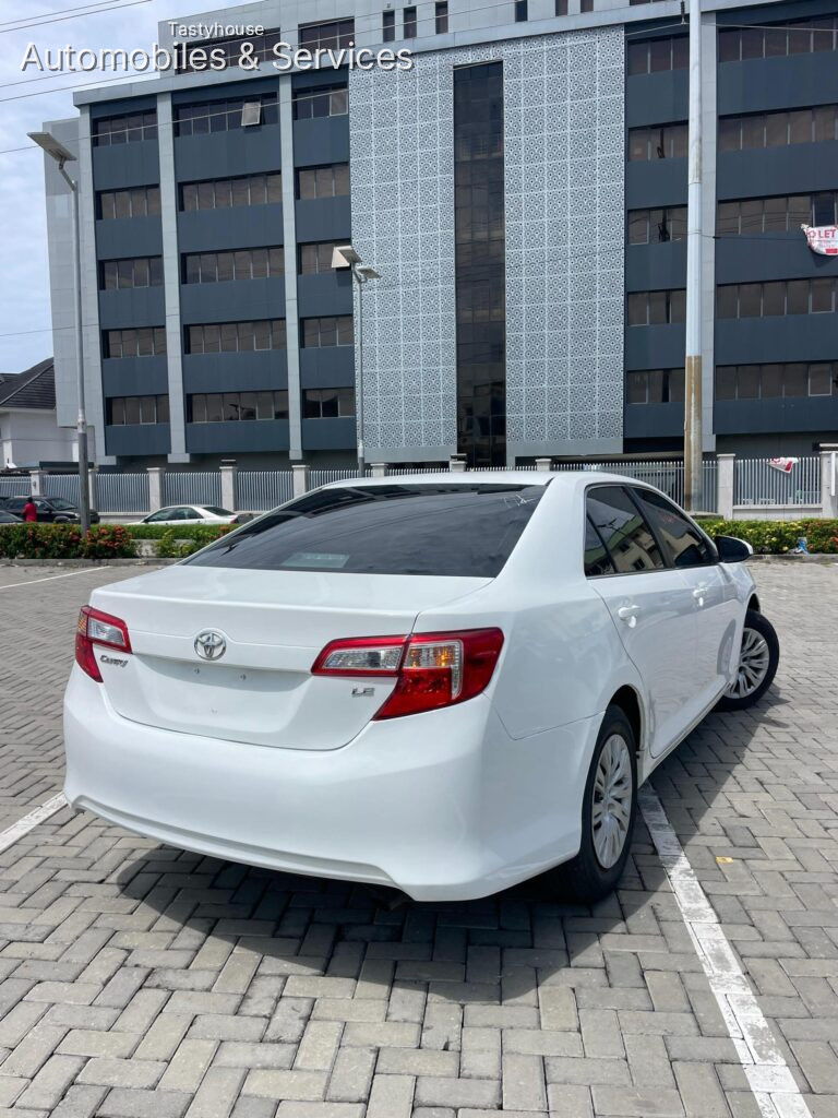 Toyota Camry LE 2013