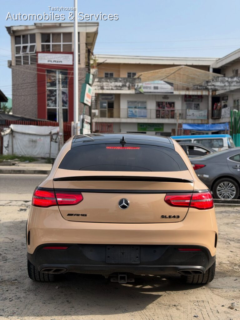 Mercedes Benz Model – GLE 43 2017