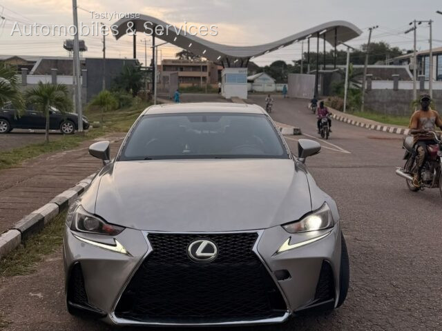 2014 LEXUS IS350