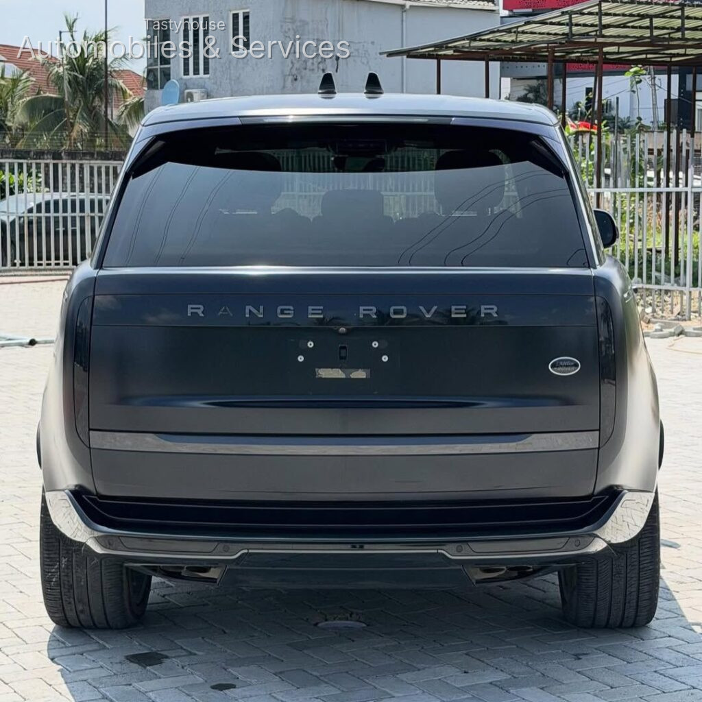 2023 Range Rover Vogue Supercharged P530 SE