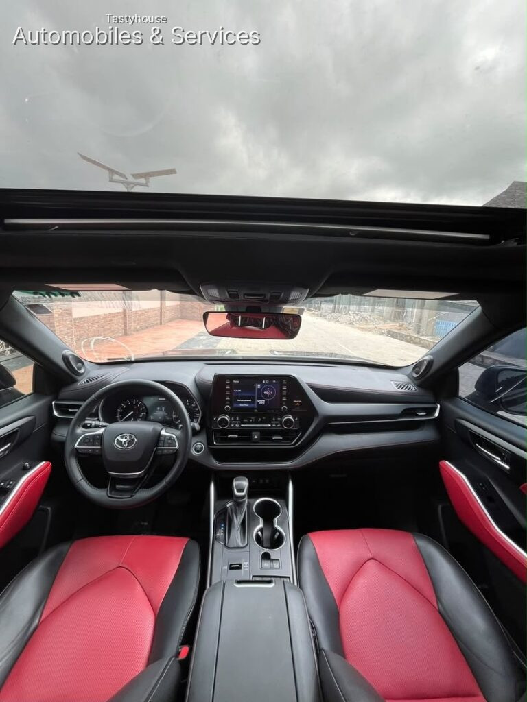 Toyota Highlander XSE 2021