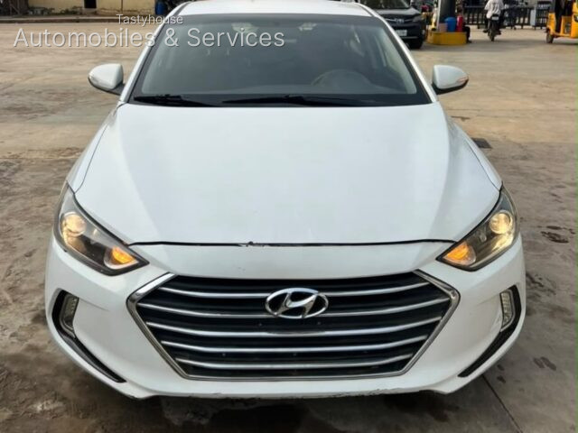 Hyundai Elantra 2018