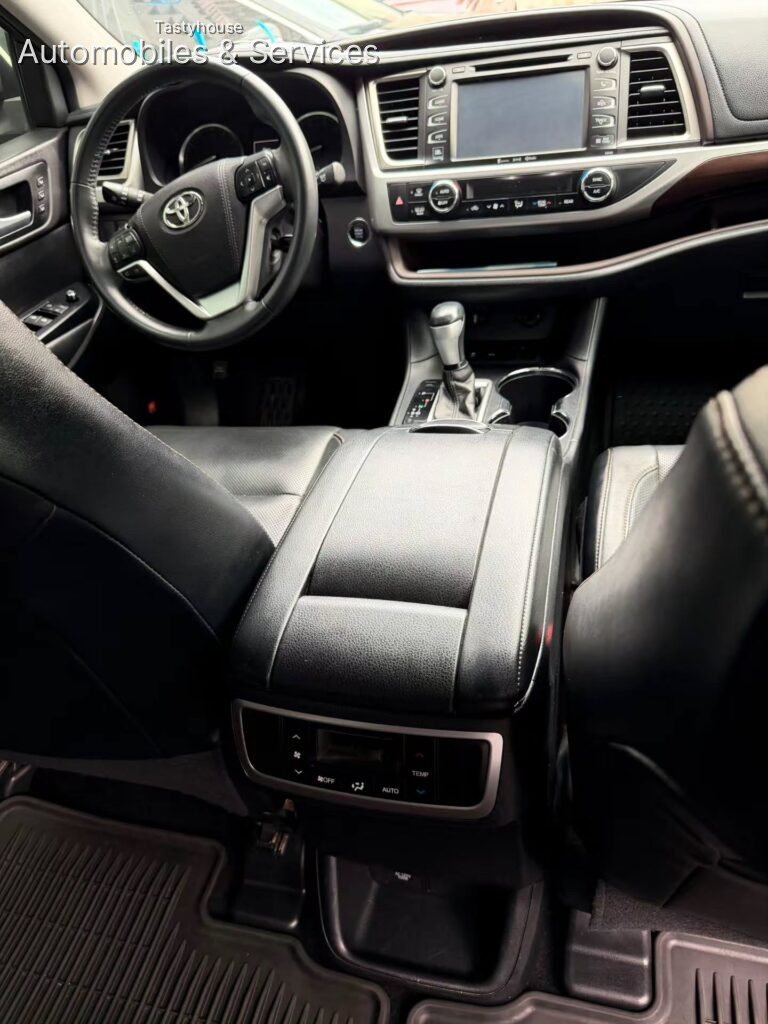 2016 Toyota Highlnader Limited