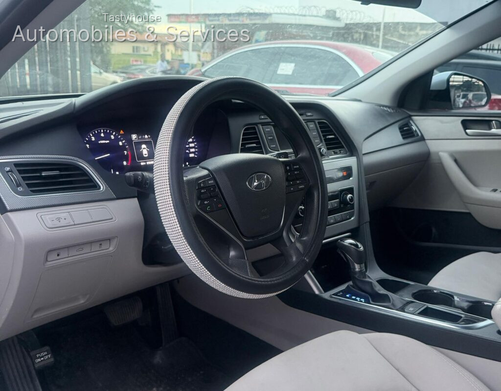 2015 HYUNDAI SONATA BASE