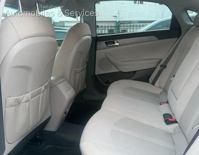 2015 HYUNDAI SONATA BASE