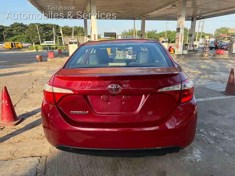 2015 TOYOTA COROLLA SPORT