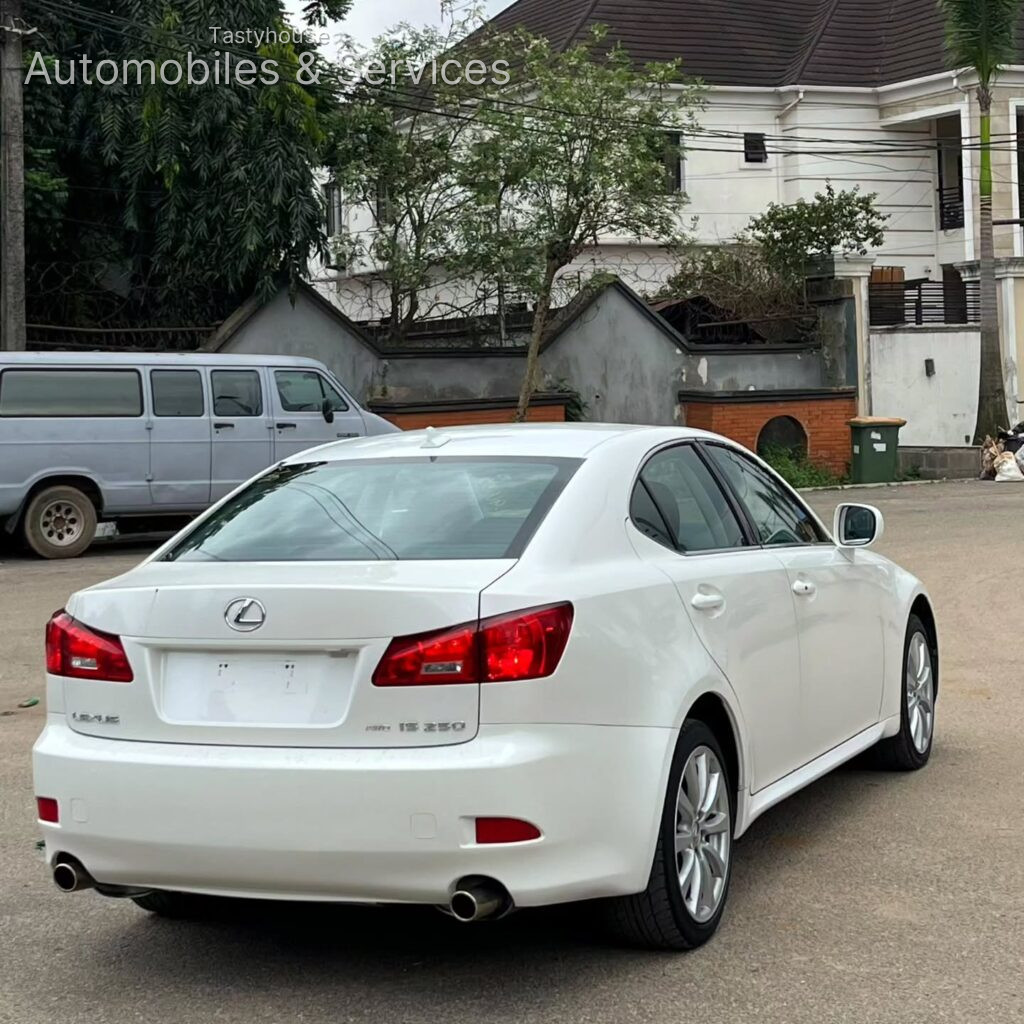 2008 LEXUS IS250