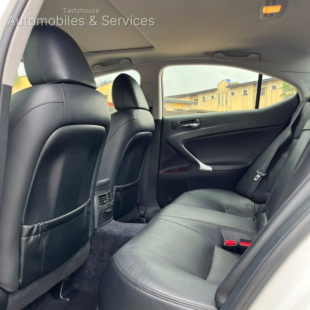 2008 LEXUS IS250