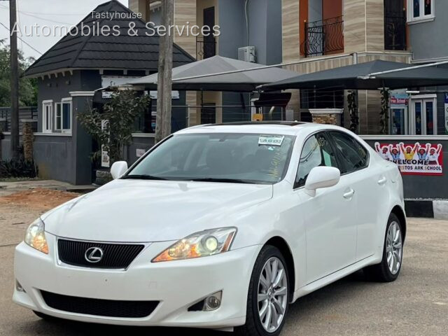 2008 LEXUS IS250