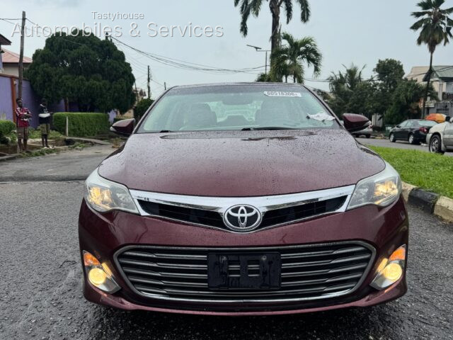 2014 TOYOTA AVALON XLE