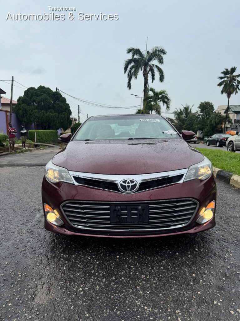 2014 TOYOTA AVALON XLE