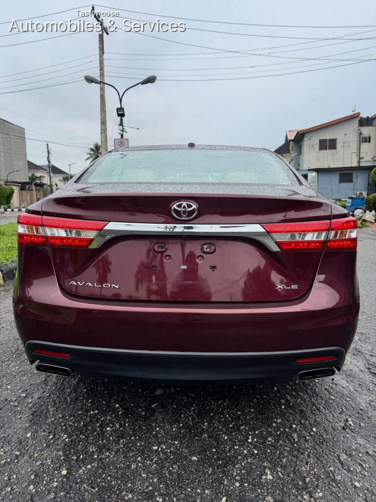 2014 TOYOTA AVALON XLE