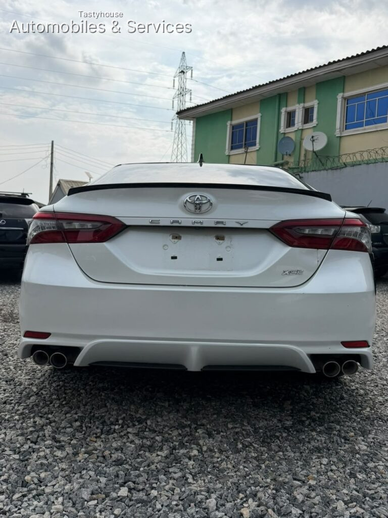 S2022 Toyota Camry XSE