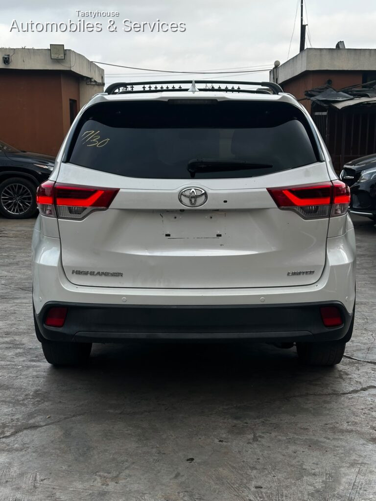 2016 Toyota Highlander platinum