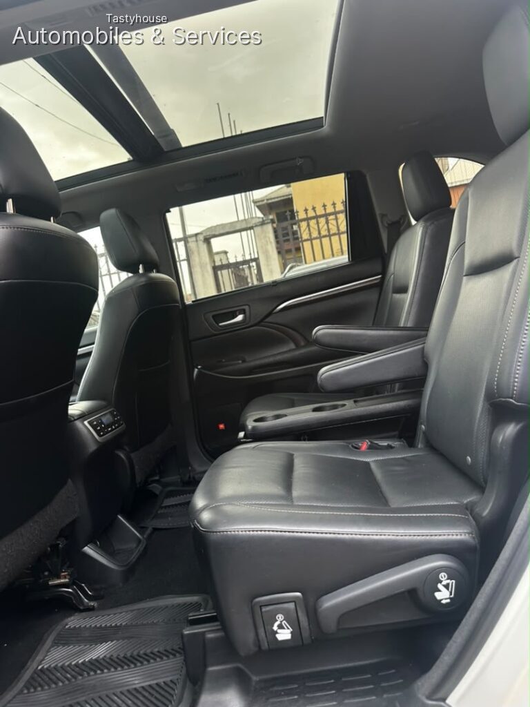 2016 Toyota Highlander platinum