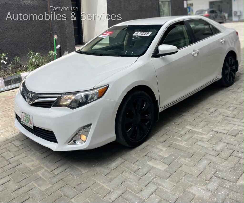2012 Toyota Camry LEA