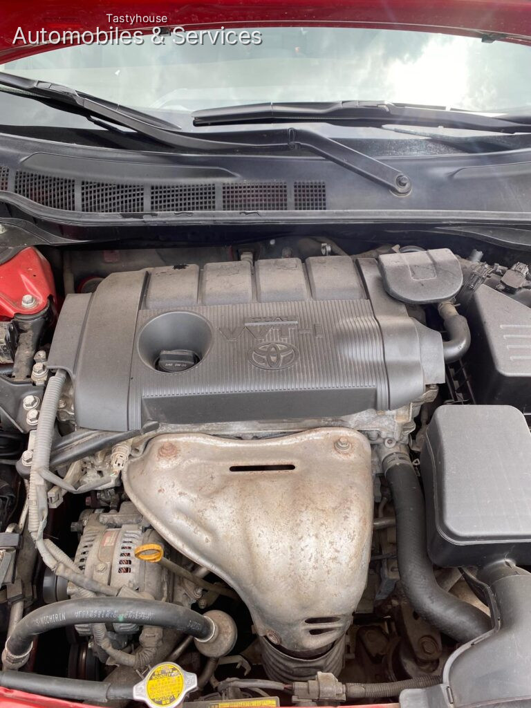 TOYOTA CAMRY 2011