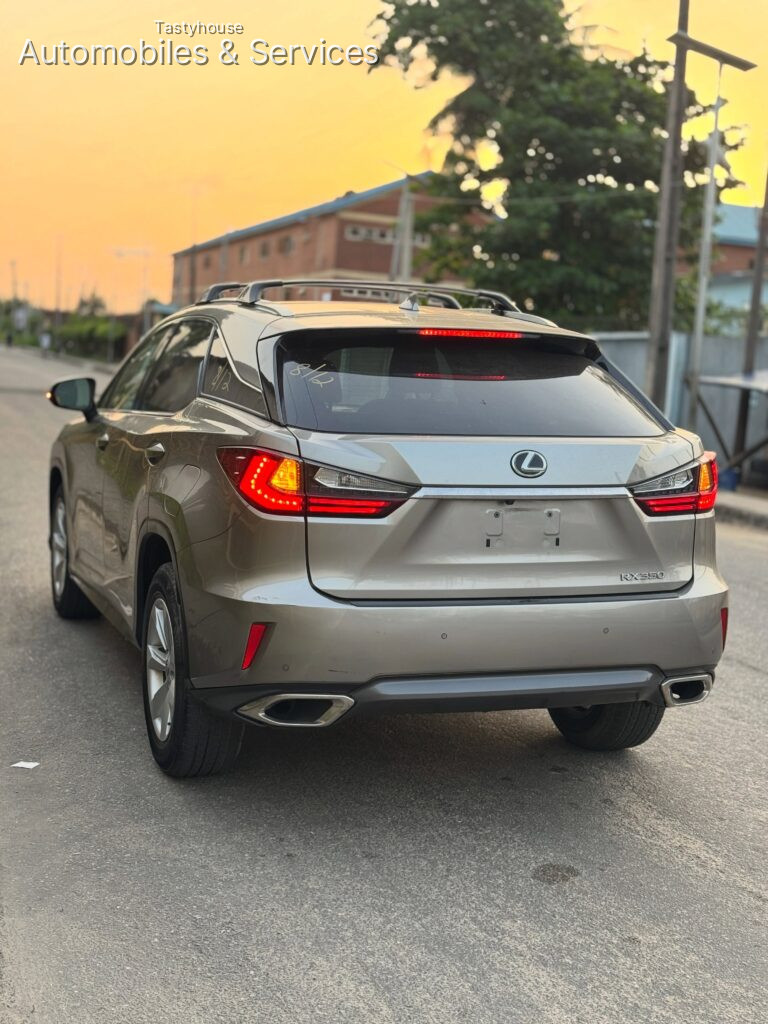 2017 LexXus RX350
