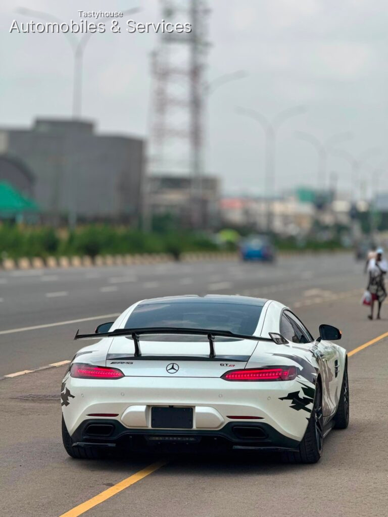 MERCEDES BENZGTS AMG 2016