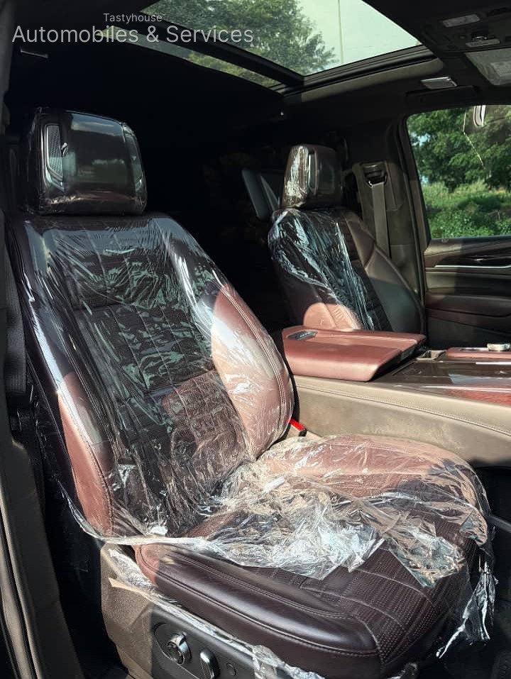 2021 DCADILLAC ESCALADE 600