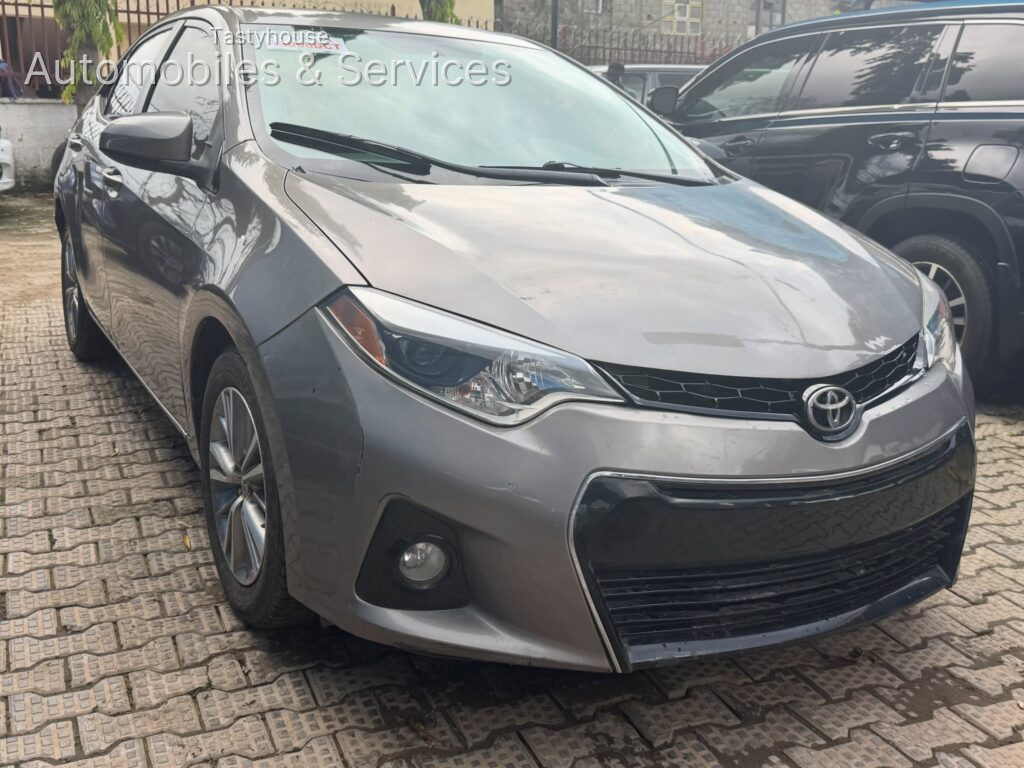 TOYOTA COROLLA LE 2014