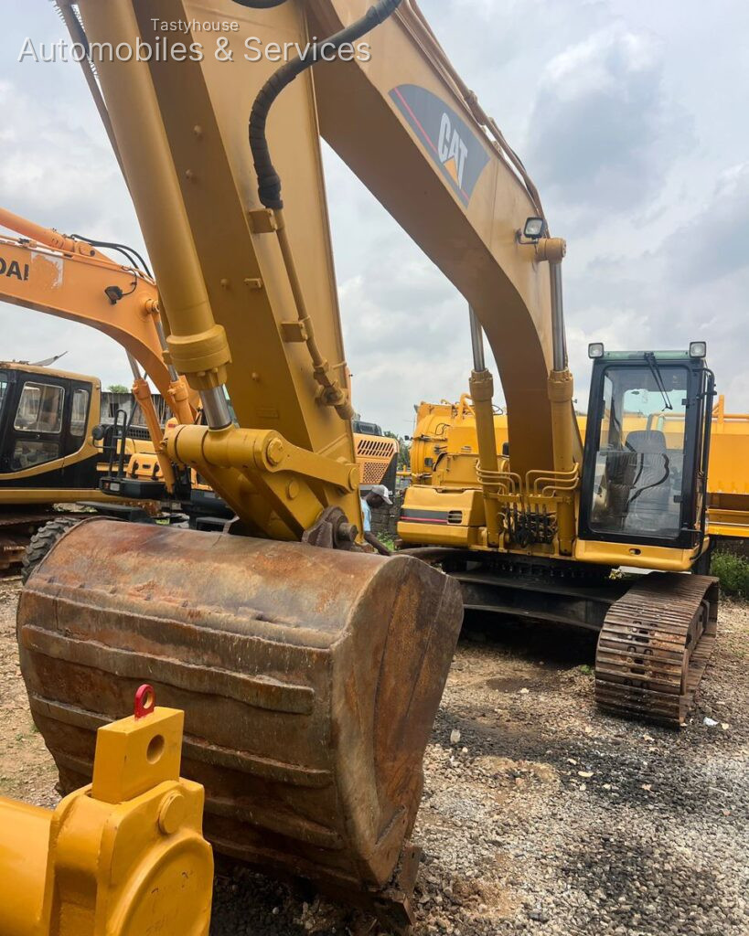 CAT 325BL Excavator