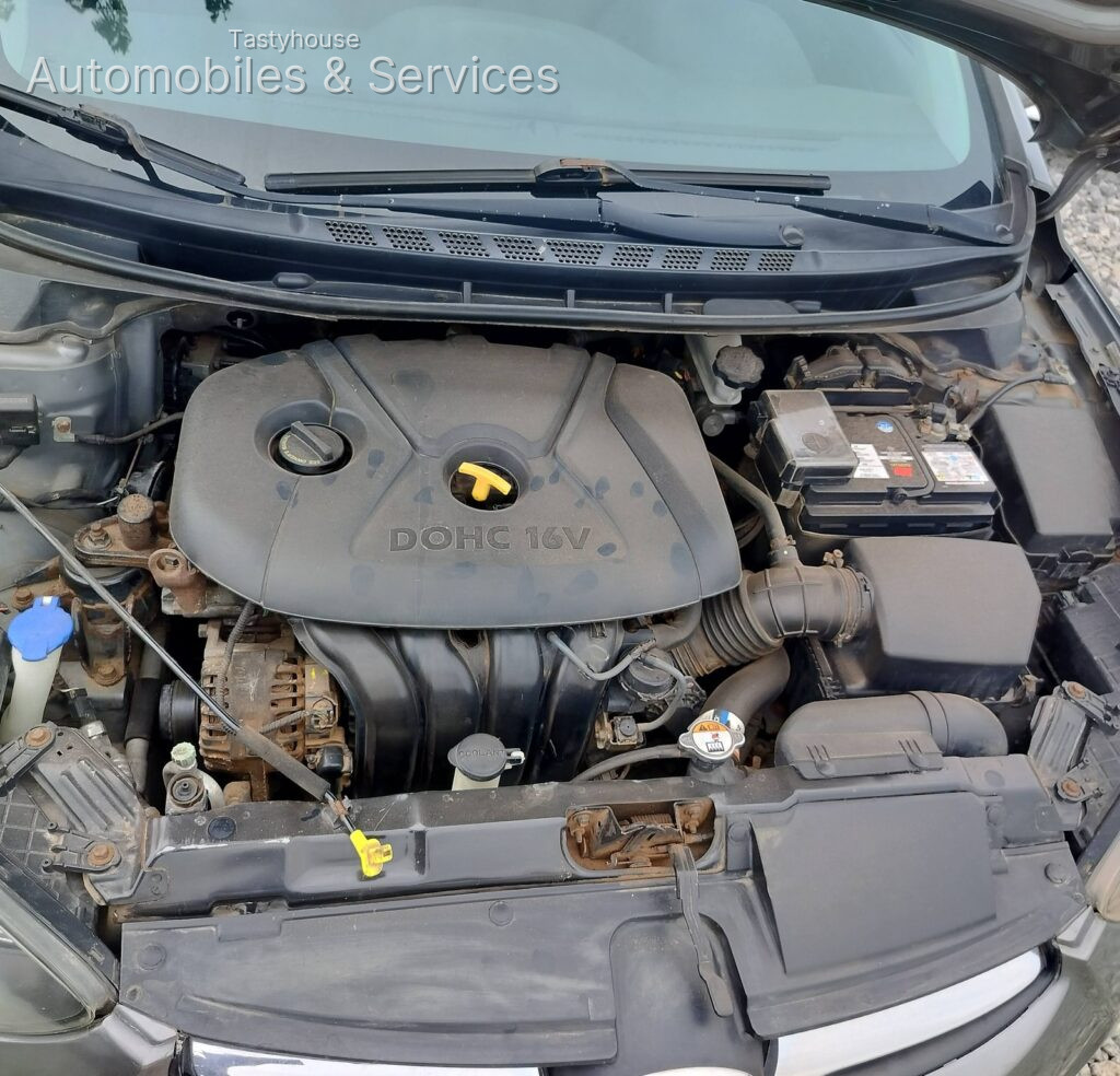 2012 Hyundai Elantra