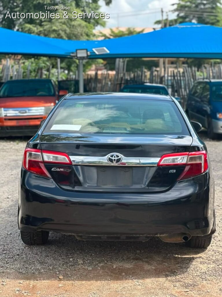 2013 Toyota Camry LE