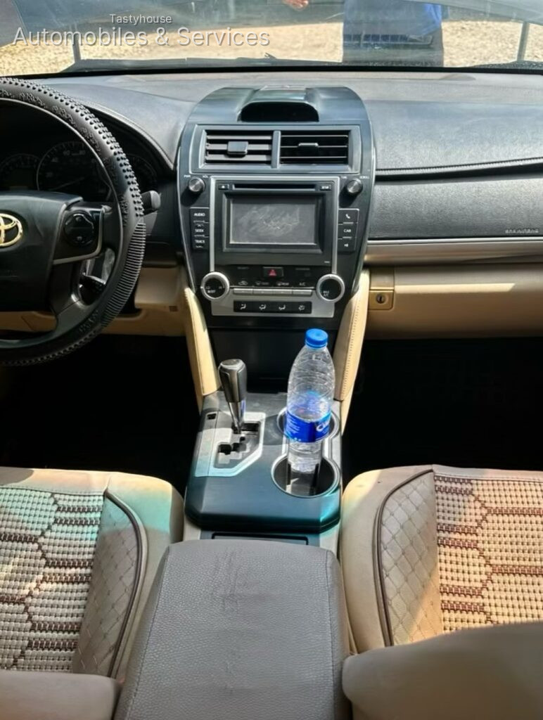 2013 Toyota Camry LE