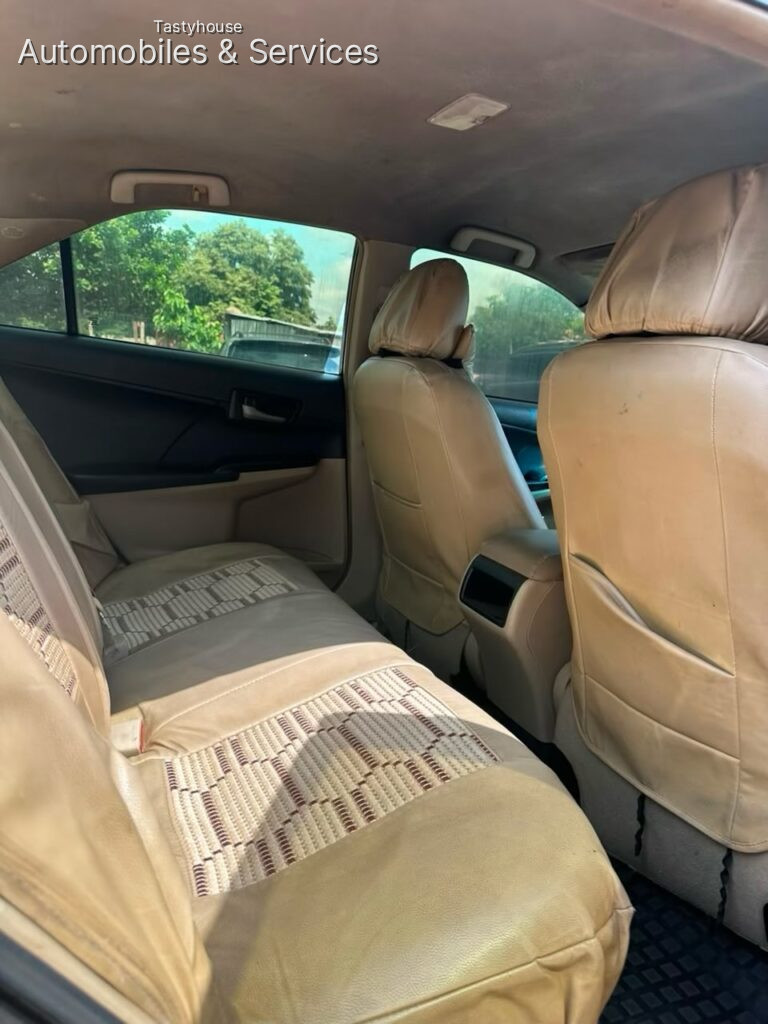 2013 Toyota Camry LE