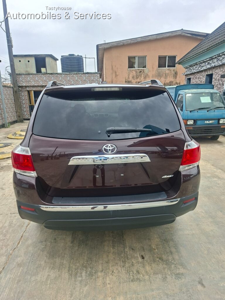 2011 Toyota highlander