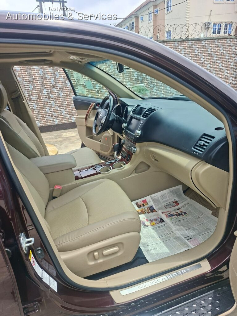 2011 Toyota highlander